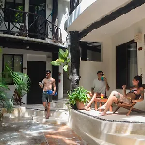 Siesta Fiesta Adults Only - 5th Avenue 2*, Playa del Carmen Messico